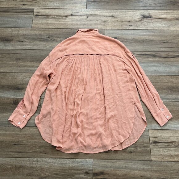 Free People Katie Bird Blouse SZ Large Pink Crochet Knit Oversized Button Up - Picture 8 of 9